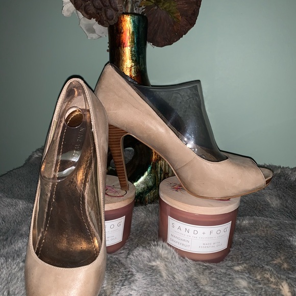 ❌❌SOLD❌❌Nine West Peep toe Heels - Picture 3 of 6
